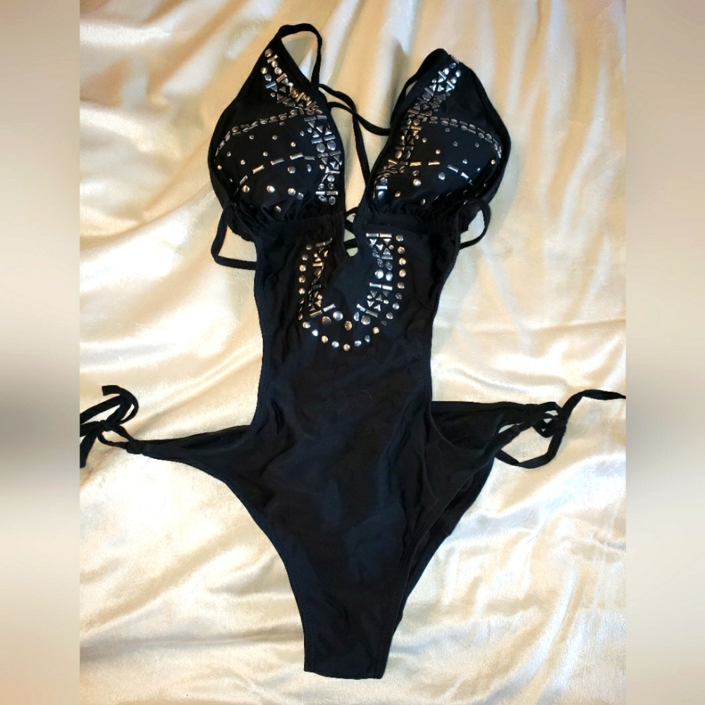 WETSEAL:Apollo MONOKINI M